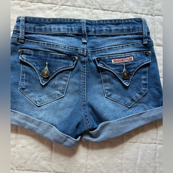 Hudson denim shorts with rolled hem and signature flap back pocket - Picture 2 of 7